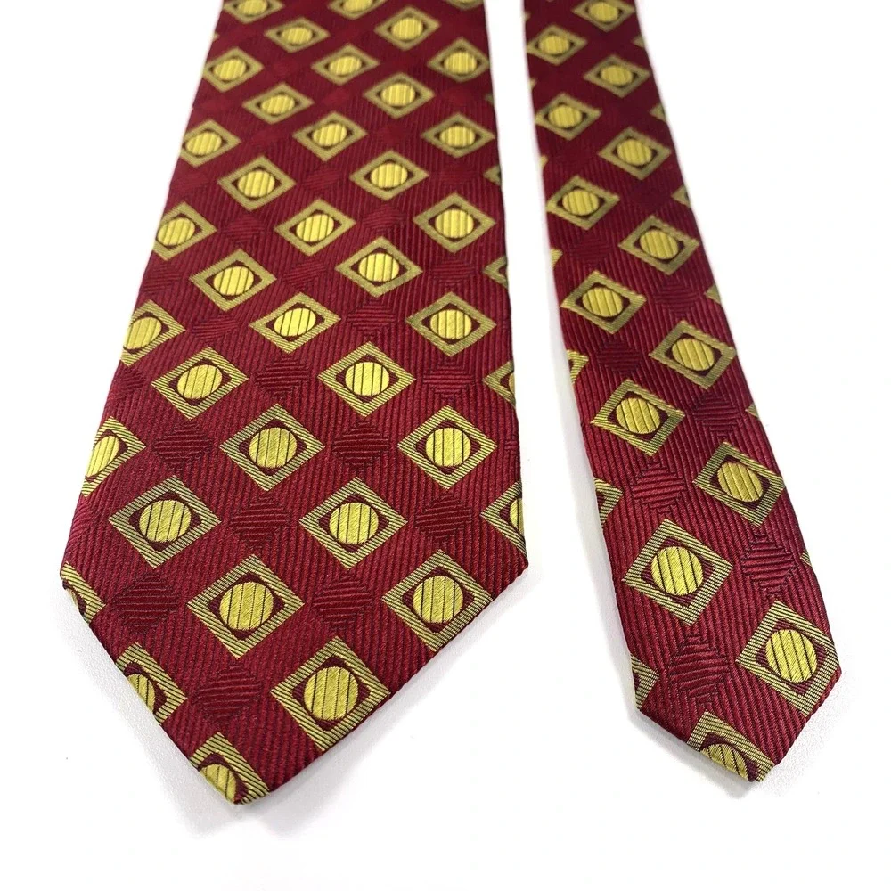 Bolgheri of Italy Mens Tie Crimson Maroon w Gold Geometric Design 100% Silk Repp